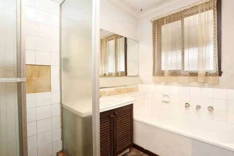 Sixth view of Homely house listing, 18 Madera Drive, Thomastown VIC 3074