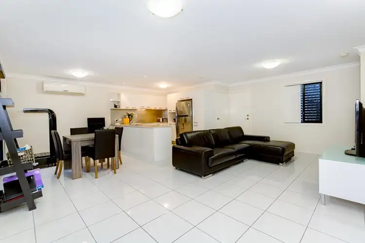 Second view of Homely townhouse listing, 1/6 Buna Street, Chermside QLD 4032