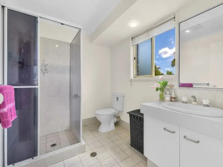 Seventh view of Homely house listing, 142 Cadogan Street, Carindale QLD 4152