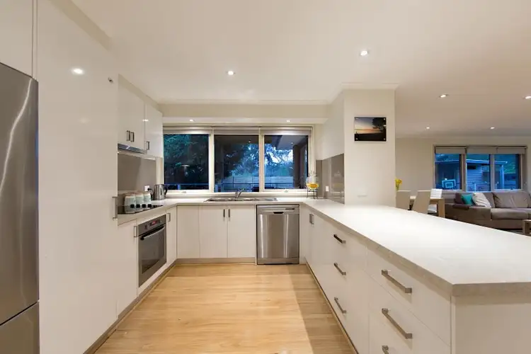 Second view of Homely house listing, 4 Turnberry Court, Frankston VIC 3199