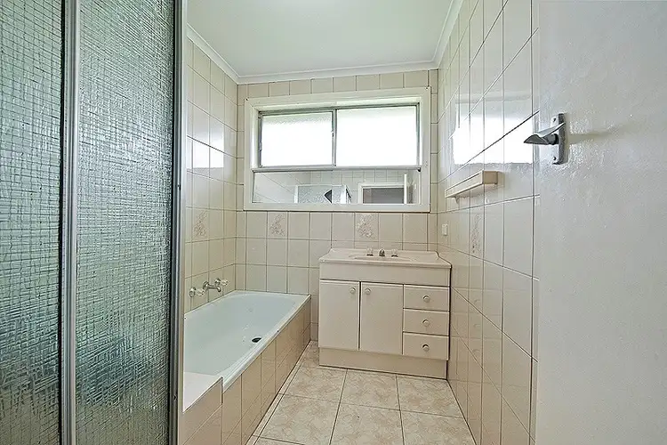 Sixth view of Homely house listing, 8 Ashley Court, Thomastown VIC 3074