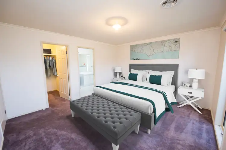 Fifth view of Homely house listing, 5 Cutri Drive, Swan Hill VIC 3585