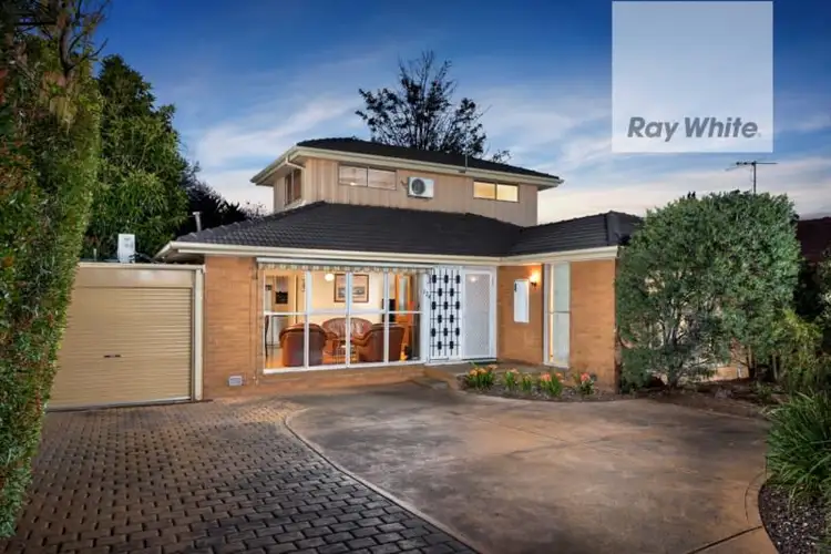 124 Greenwood Drive, Bundoora VIC 3083