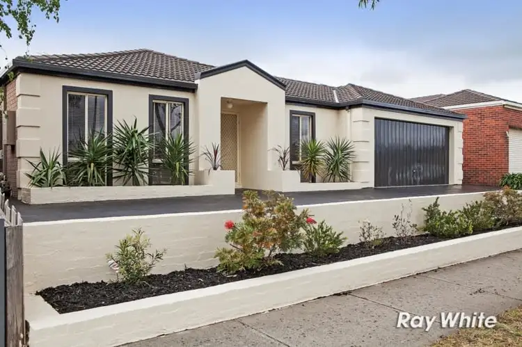 Main view of Homely house listing, 40 Lexton Drive, Langwarrin VIC 3910