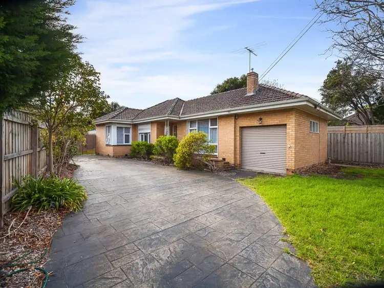 35 Booker Street, Cheltenham VIC 3192