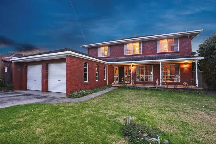 100 Bellevue Avenue, Highton VIC 3216