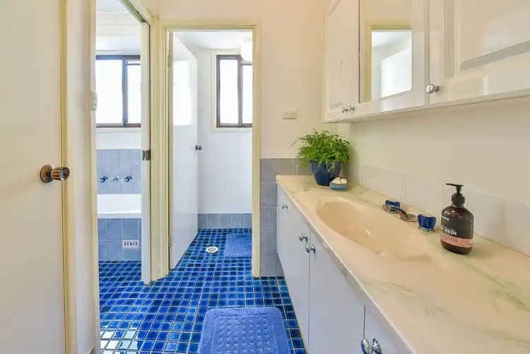 Seventh view of Homely house listing, 5 Kim Place, Ingleburn NSW 2565