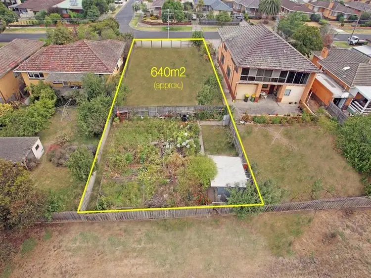 9 Glengate Street, Hamlyn Heights VIC 3215