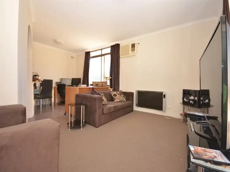 Second view of Homely house listing, 7 Hinkler Avenue, Sebastopol VIC 3356