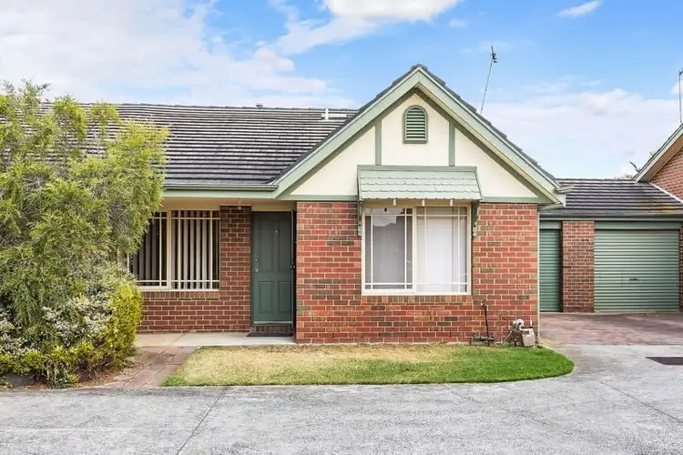 Main view of Homely unit listing, 15/5 McIntosh Court, Aspendale Gardens VIC 3195