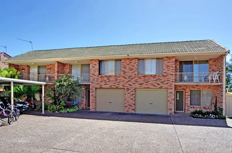 Main view of Homely unit listing, 5/13 Grove Circuit, Lake Illawarra NSW 2528