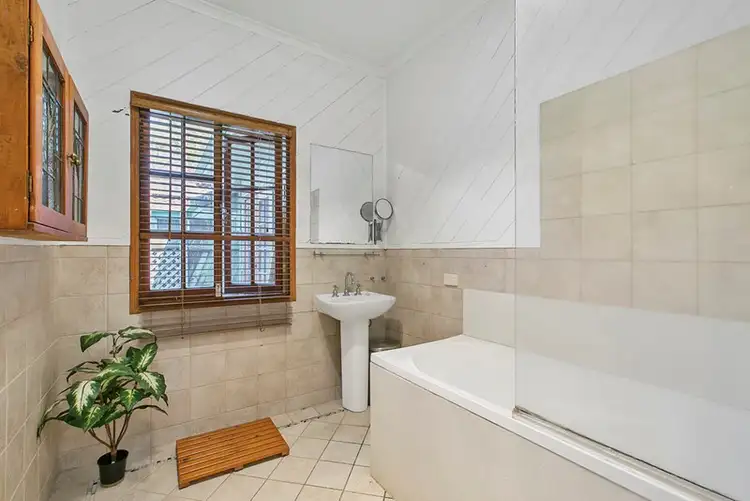 Fifth view of Homely other listing, 1/66 Falconer Street, Southport QLD 4215