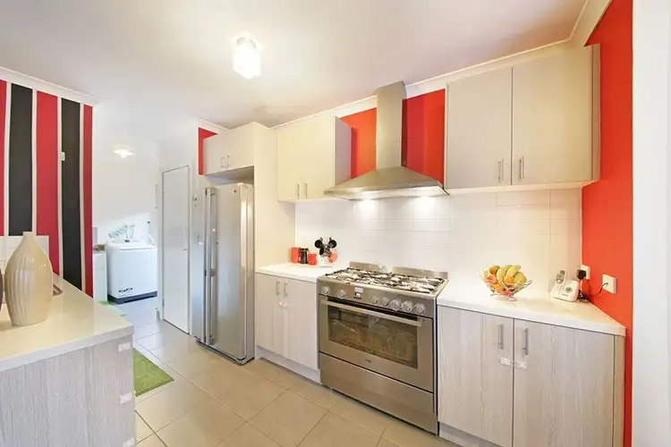 34 Birchmore Circuit, Truganina VIC 3029