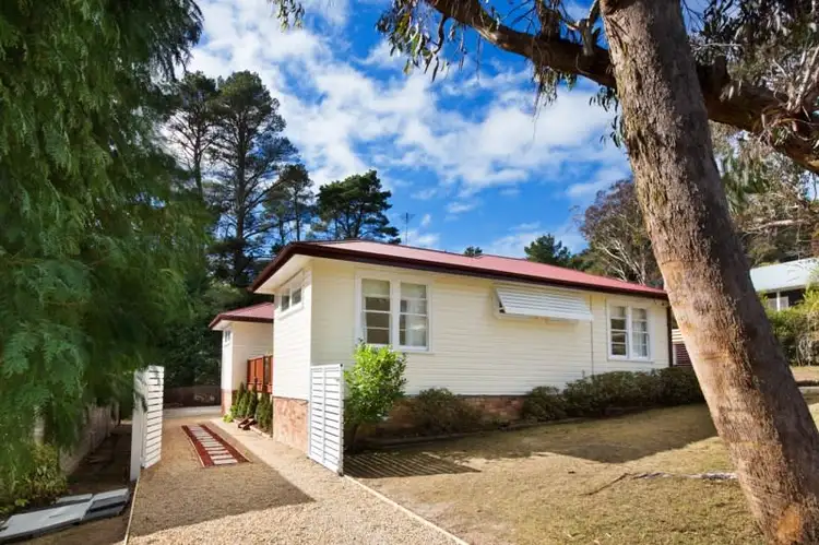 24 Lakeview Avenue, Blackheath NSW 2785