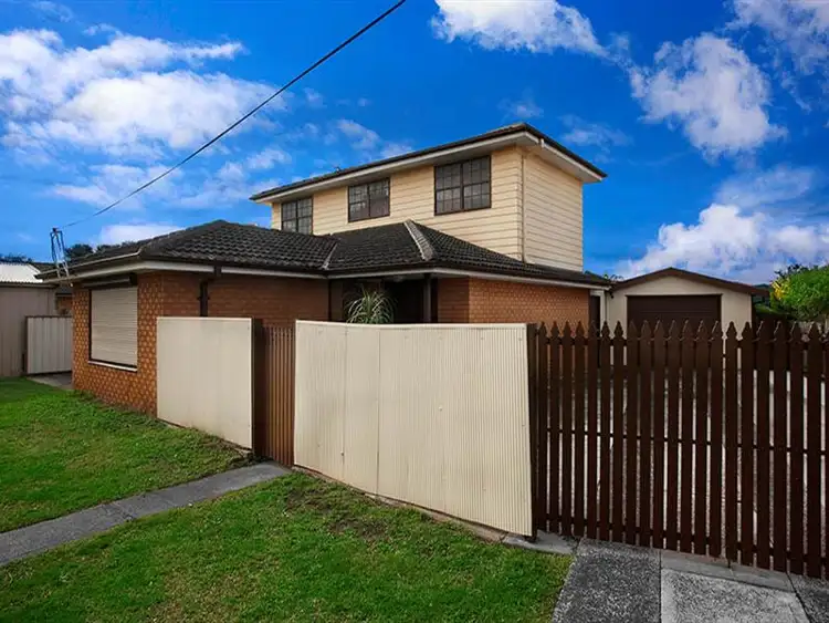14 Windle Street, Lake Illawarra NSW 2528