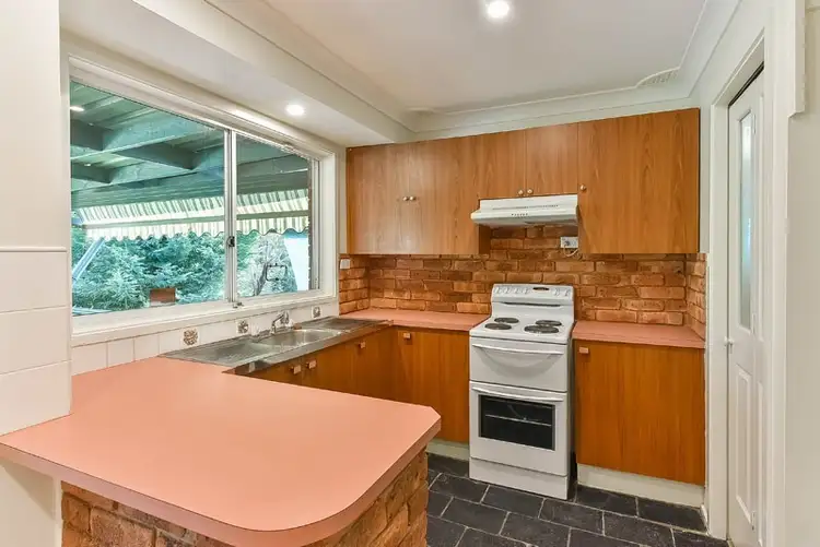 Fourth view of Homely house listing, 9 Lillyvicks Crescent, Ambarvale NSW 2560