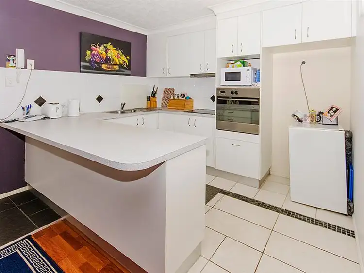Seventh view of Homely unit listing, 3/40 Little Norman Street, Southport QLD 4215