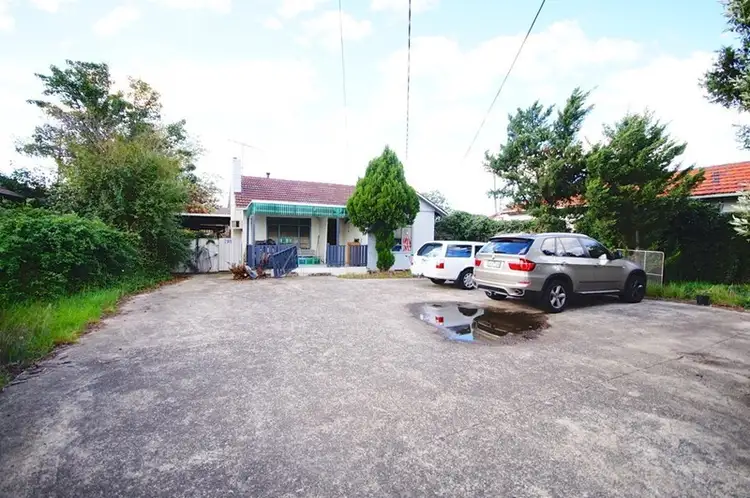 198 Ballarat Road, Maidstone VIC 3012