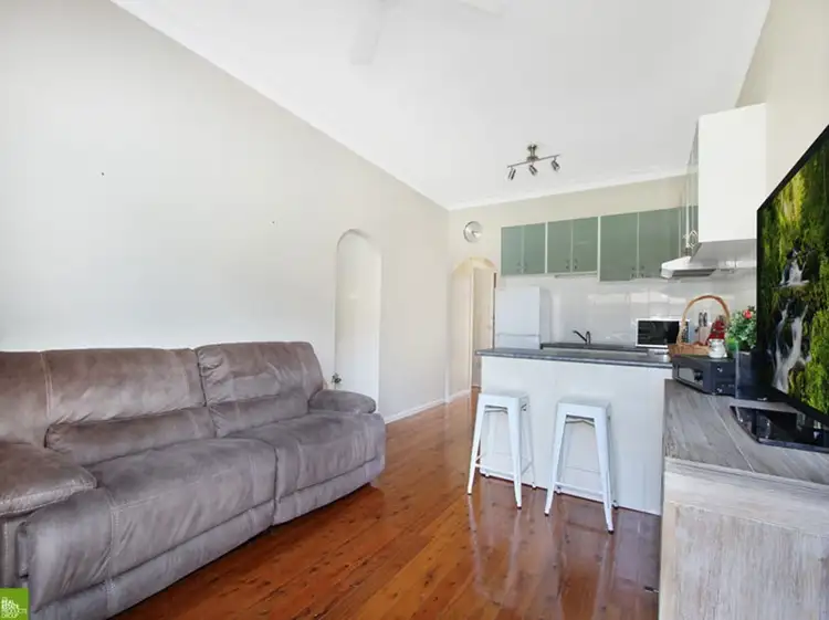 Second view of Homely unit listing, 4/33 Francis Street, Corrimal NSW 2518