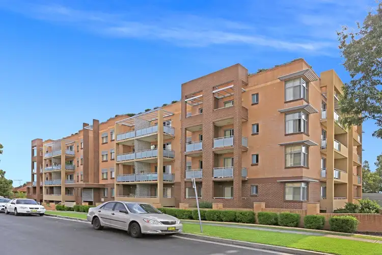24/8-18 Wallace Street, Blacktown NSW 2148