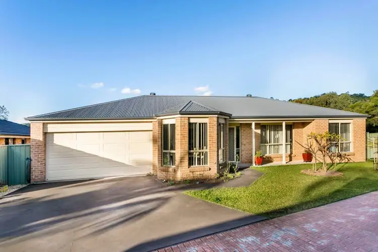 16 Chinchilla Way, Albion Park NSW 2527