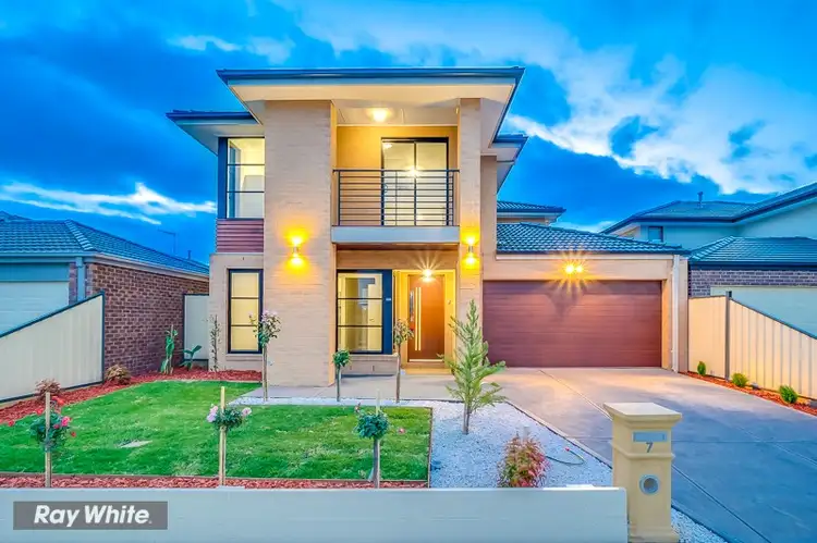 7 Bolcarra Grove, Truganina VIC 3029