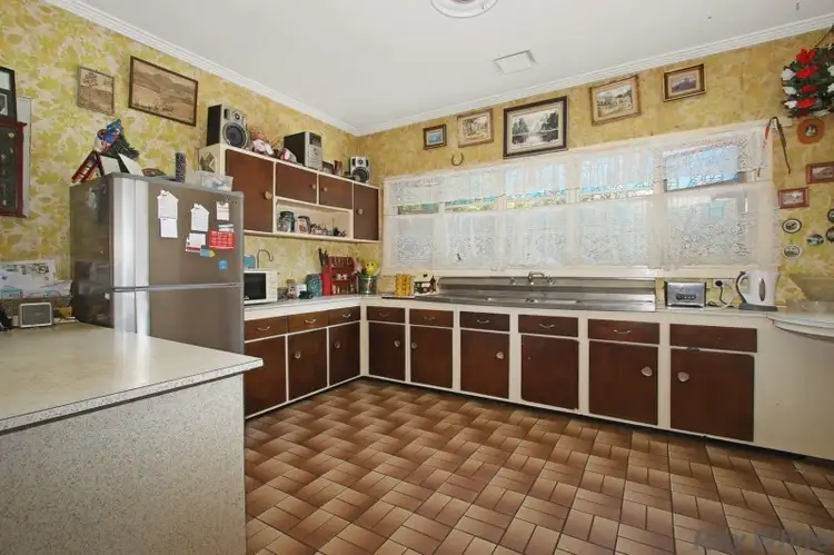 Fifth view of Homely house listing, 127 Cowan Street, Benalla VIC 3672