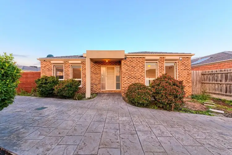 3/9 SADDLE Wynd, Truganina VIC 3029