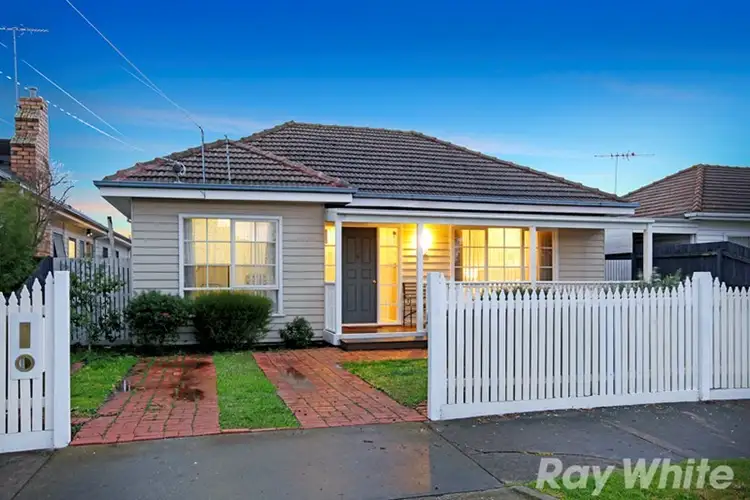 Second view of Homely house listing, 32 Lloyd Avenue, Reservoir VIC 3073