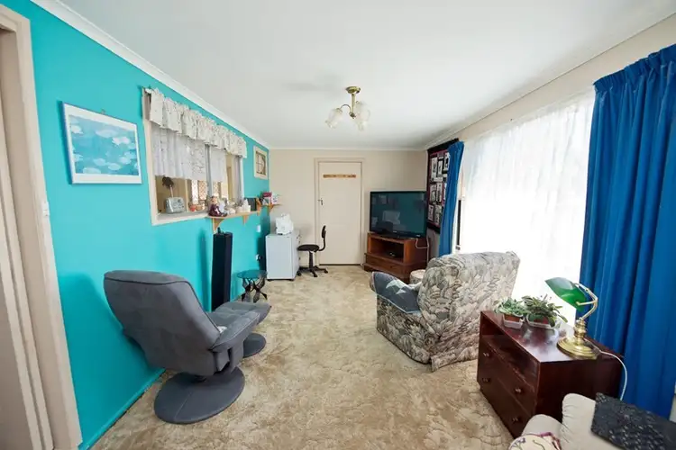 Fifth view of Homely house listing, 4 Douglas Avenue, Swan Hill VIC 3585