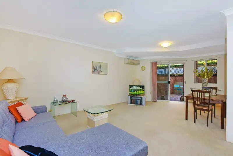 Main view of Homely unit listing, 4/1-5 Linda Street, Hornsby NSW 2077