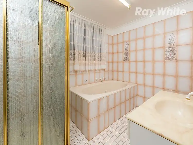 Third view of Homely house listing, 40 Queen Elizabeth Drive, Tallangatta VIC 3700