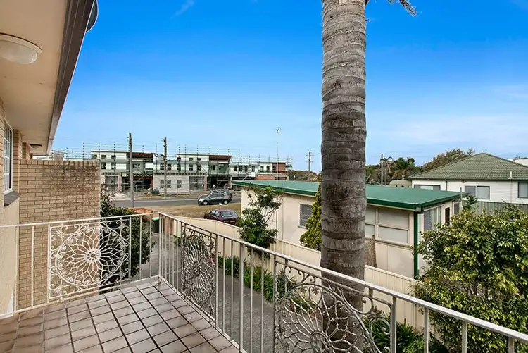 Seventh view of Homely townhouse listing, 2/74 Peterborough Avenue, Lake Illawarra NSW 2528