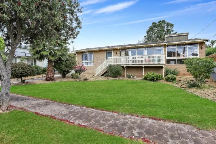 18 Derwent Terrace, Valley View SA 5093