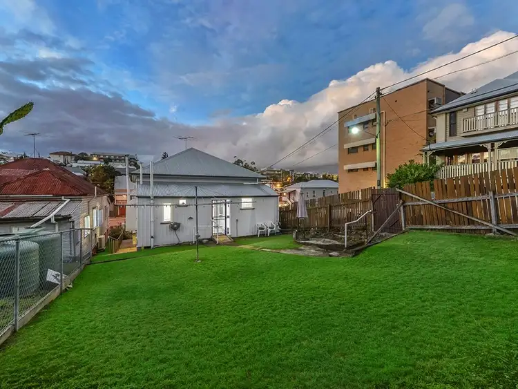 Fifth view of Homely house listing, 227 WATER Street, Spring Hill QLD 4000