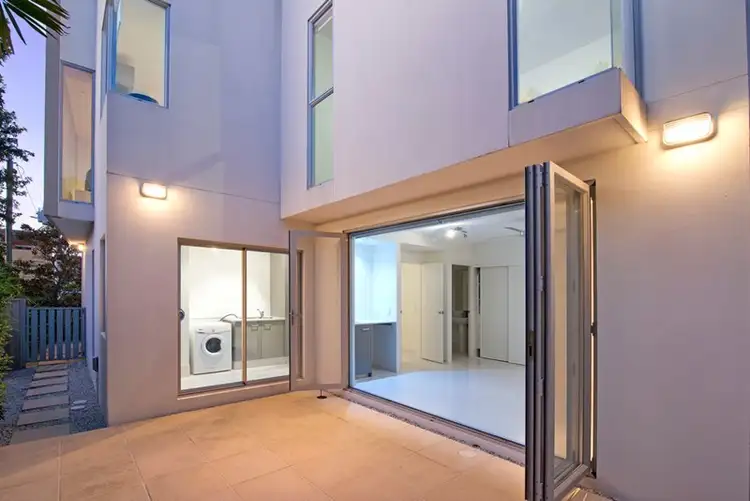 Fourth view of Homely other listing, 2/8 Twenty Seventh Avenue, Palm Beach QLD 4221