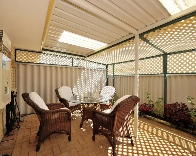 7/16 Hefron Street, Rockingham WA 6168