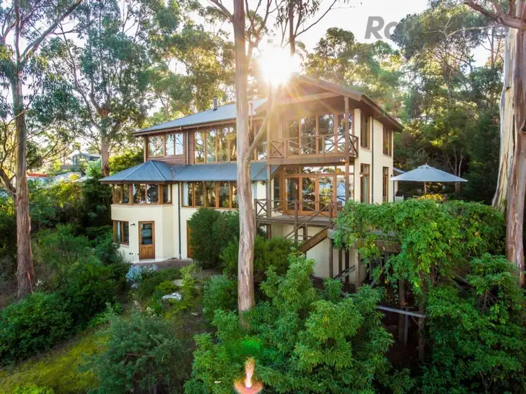 Third view of Homely house listing, 8 Tyndall Court, Bonnet Hill TAS 7053