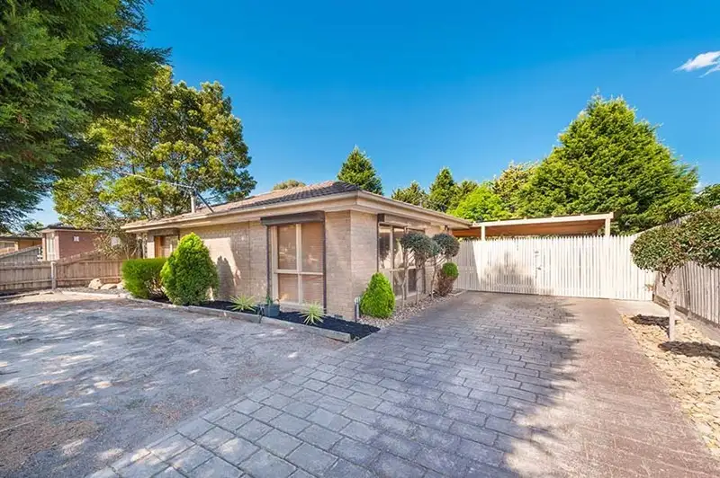 Main view of Homely house listing, 2 Waverley Court, Craigieburn VIC 3064