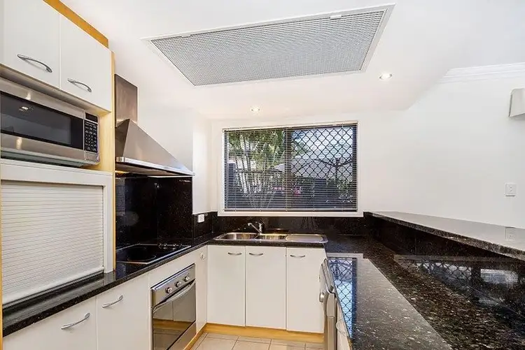 Third view of Homely apartment listing, 204/36 Macdonald Street, Kangaroo Point QLD 4169