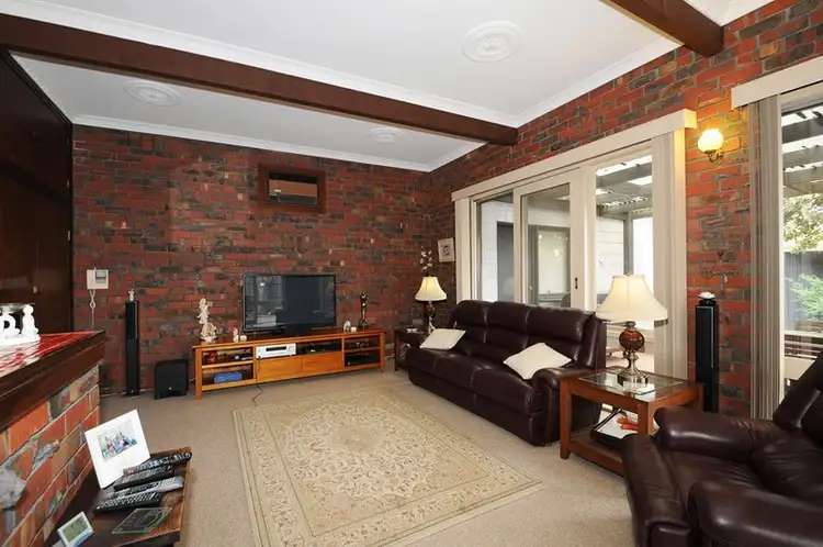 Seventh view of Homely house listing, 1 Roche Court, Oakleigh South VIC 3167