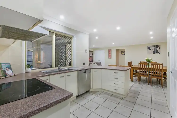 Seventh view of Homely house listing, 8 Johnston Avenue, Birkdale QLD 4159