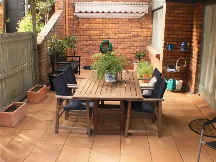 Fifth view of Homely unit listing, 10/136 Miskin Street, Toowong QLD 4066