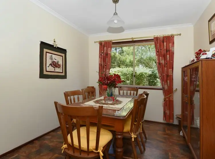 Sixth view of Homely house listing, 10 Mavis Court, Highfields QLD 4352