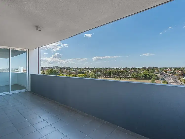 Second view of Homely apartment listing, 866/35 Harbour Road, Hamilton QLD 4007