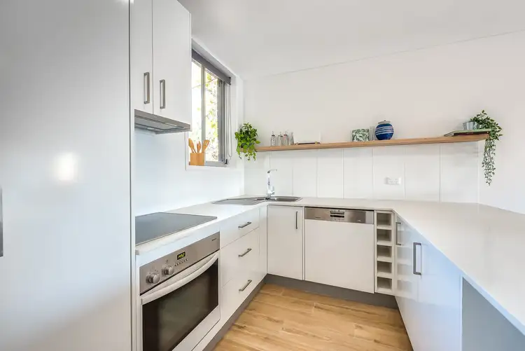 Sixth view of Homely unit listing, 1/14 Orvieto Avenue, Mermaid Waters QLD 4218
