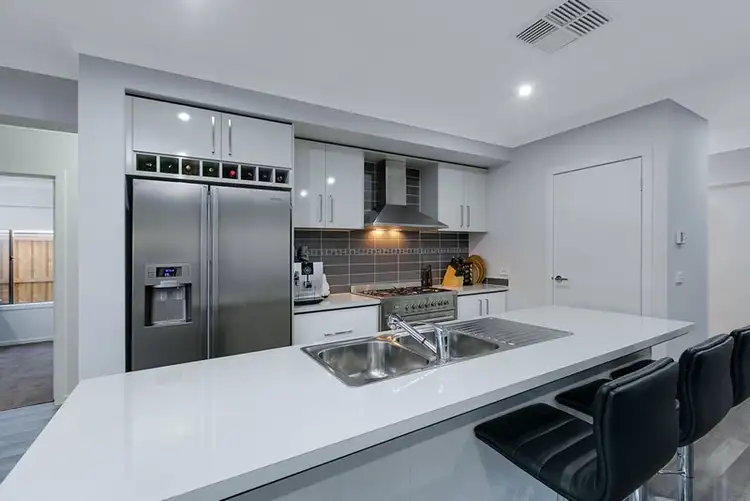 Second view of Homely house listing, 8 Mottled Avenue, Epping VIC 3076