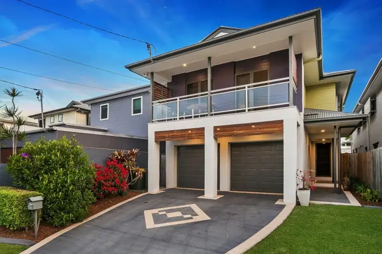 255 Long Street East, Graceville QLD 4075