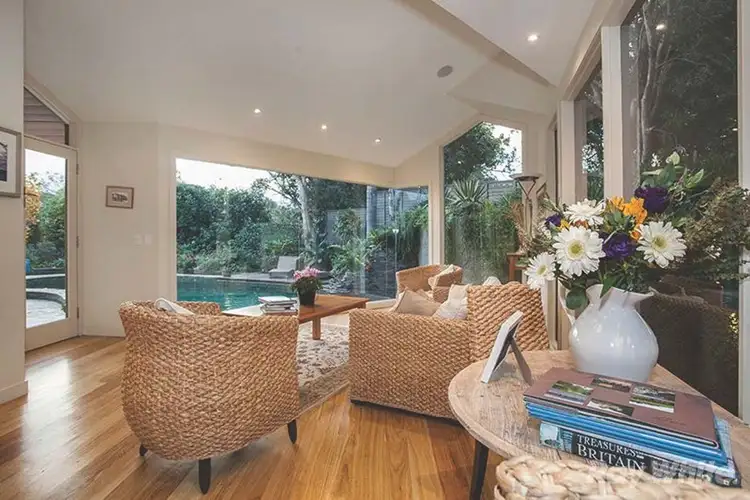 Sixth view of Homely house listing, 4 Flavia Court, Mount Waverley VIC 3149