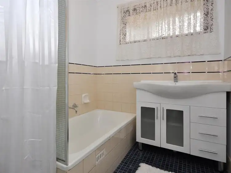 Seventh view of Homely house listing, 4 Jerilderie Drive, Happy Valley SA 5159